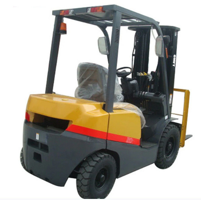 2.5ton Counterbalanced Diesel Forklift Truck with Tcm Technology and Isuzu C240 Engine