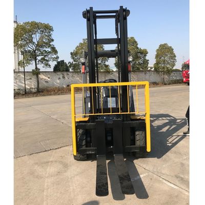 Ce ISO SGS Standard 4ton Counterbalanced Diesel Forklift Truck with Isuzu 4jg2 Engine