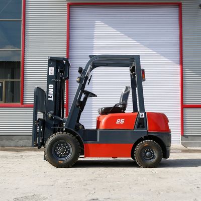 2.5 T Diesel Forklift Truck with 5m Triplex Full Free Mast and Steel Rubber Material