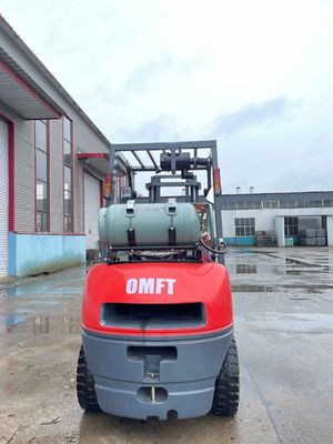 3 Ton 3t Counterbalanced Cushion Tire Gasoline and LPG Dual Fuel Forklift Truck Toyota 7 Model Ce ISO