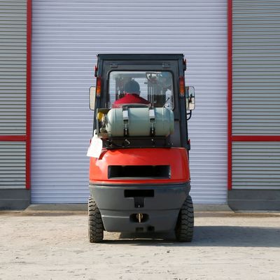 Supply 2tons LPG Forklift with Affordable and Min. Width of Right Angle Channel 2010mm