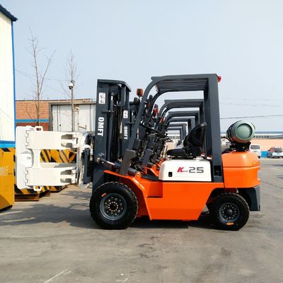 2280 Min. Turning Radius 2ton LPG Forklift with Nissan K21 K25 Engine and Steel Rubber