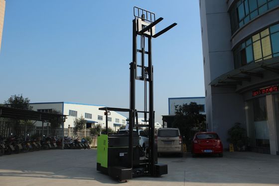 Electric Reach Truck with PU Solid Tire Duplex Mast Triplex Mast Battery 48V/400ah 2ton